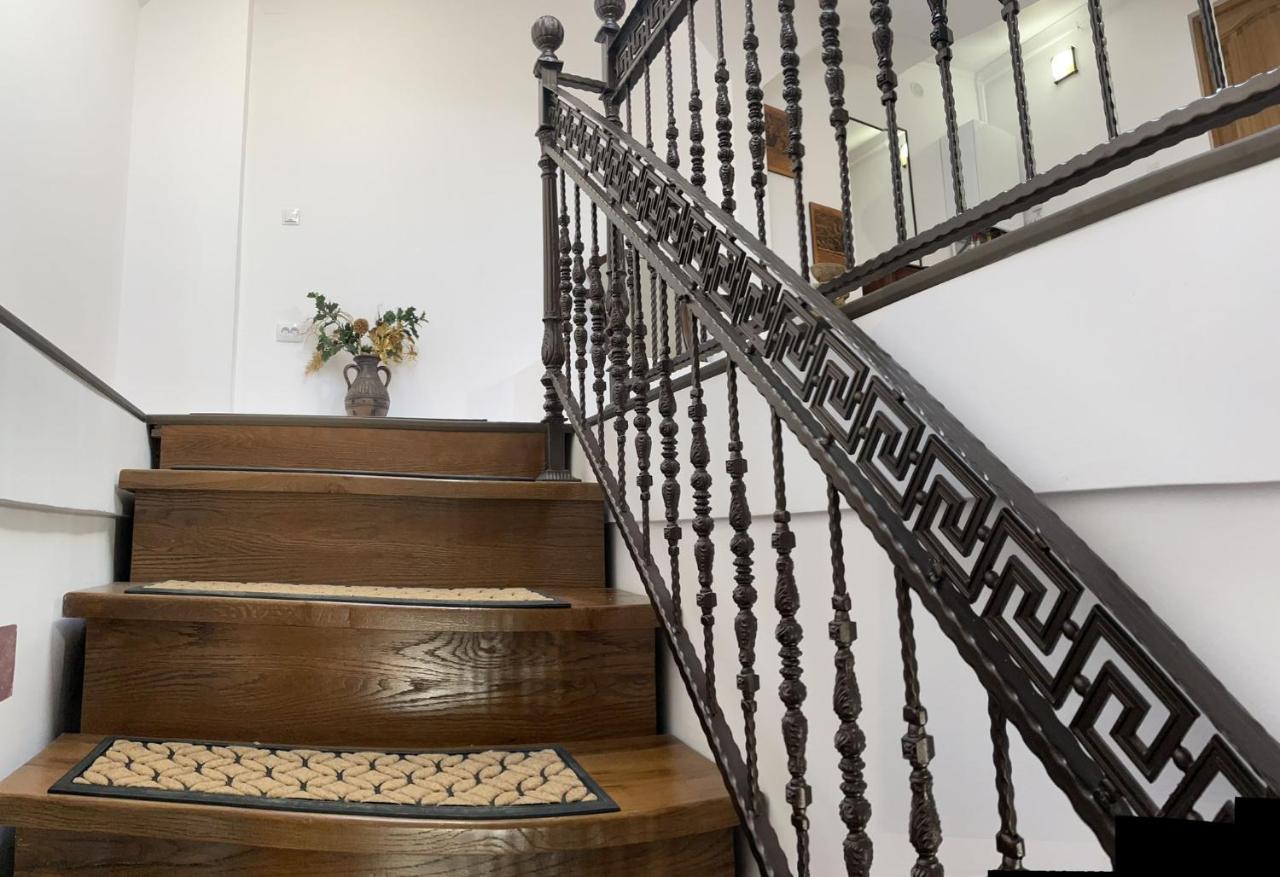 מלון קמפולונג Casa Continentelor מראה חיצוני תמונה