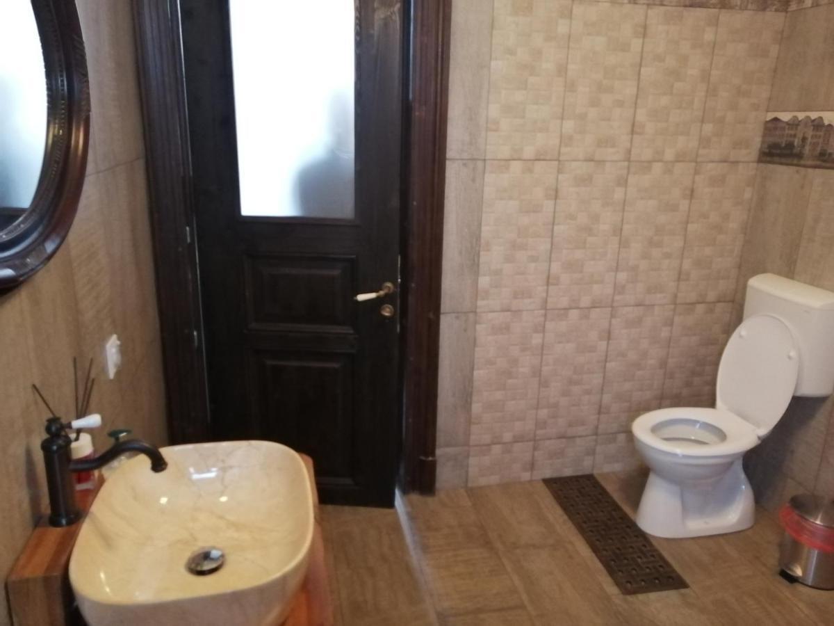 מלון קמפולונג Casa Continentelor מראה חיצוני תמונה